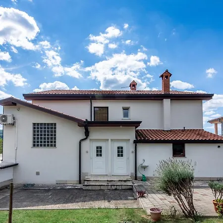 Apartment 17562a